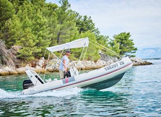 croatia/zadar/attraction/red-sails-boat-rentals-zadar