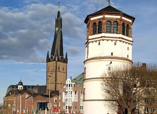 germany/essen/attraction/burgplatz