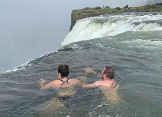 zambia/livingstone/attraction/owen-s-taxi-and-tours