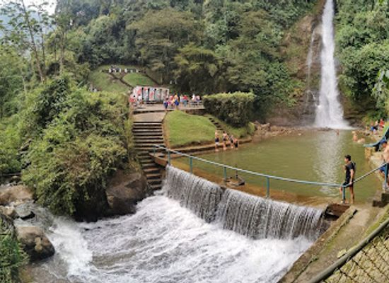 colombia/cauca-valley/attraction/chorrera-del-indio