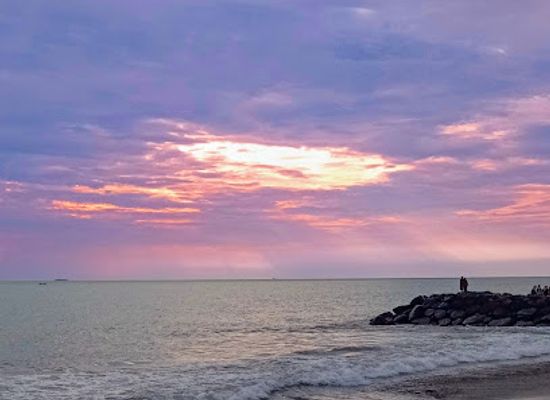 indonesia/west-sumatra/attraction/taplau-padang