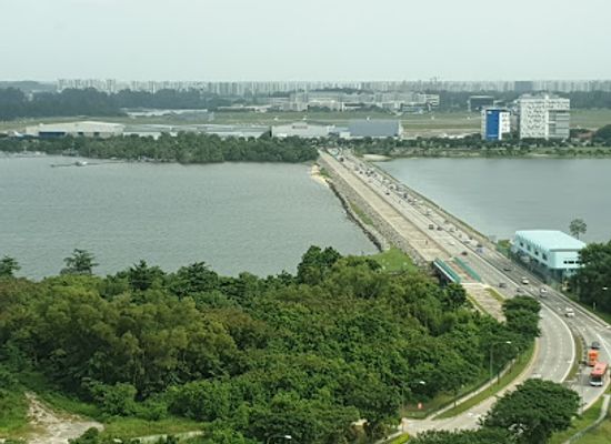 singapore/punggol/attraction/yishun-dam