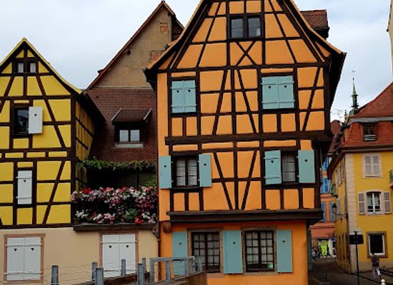 france/colmar/attraction/place-du-2-fevrier
