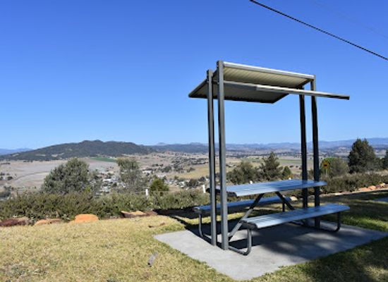 australia/new-england/attraction/who-d-a-thought-it-lookout