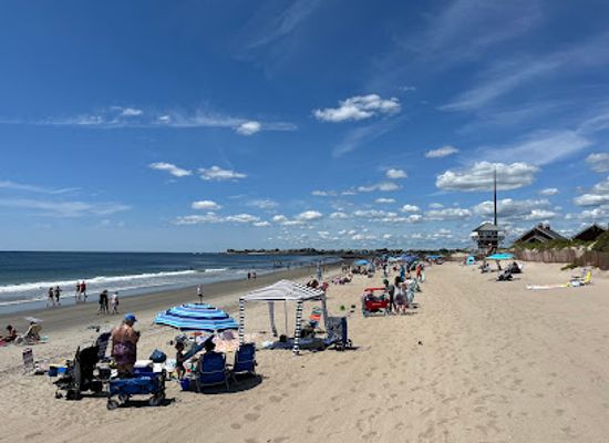 rhode-island/narragansett-beach/attraction/east-matunuck-state-beach