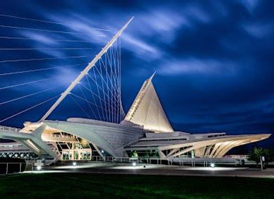wisconsin/racine/attraction/milwaukee-art-museum