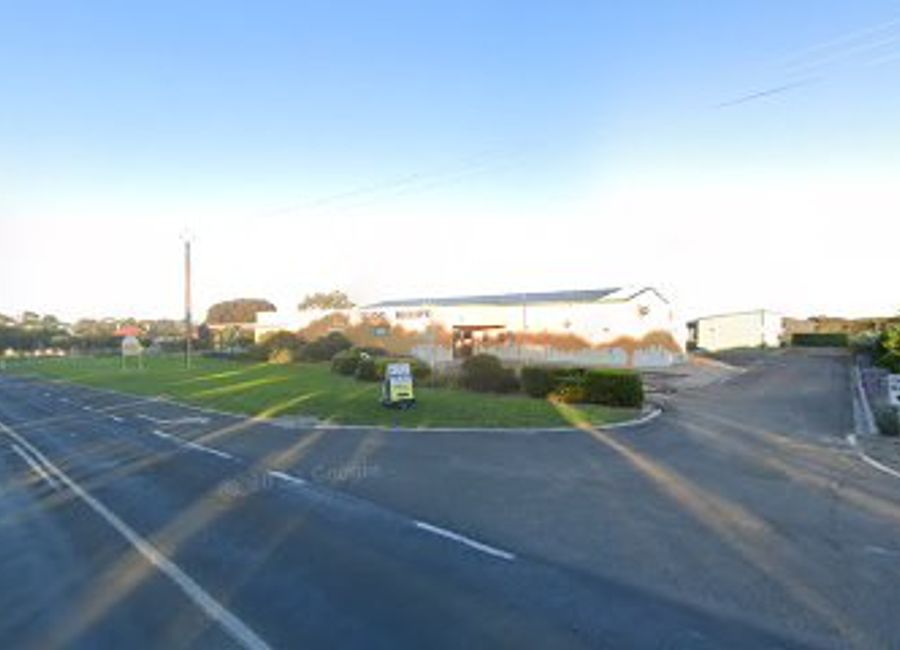 Explore the breathtaking landscapes and rich heritage of Kangaroo Island with immersive guided tours that reveal its unique stories and wildlife.