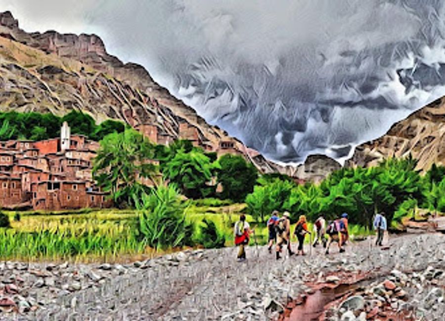 Explore the breathtaking landscapes and diverse wildlife of Parc Nacional de l'Alt Atles Oriental in Morocco for an unforgettable outdoor adventure.