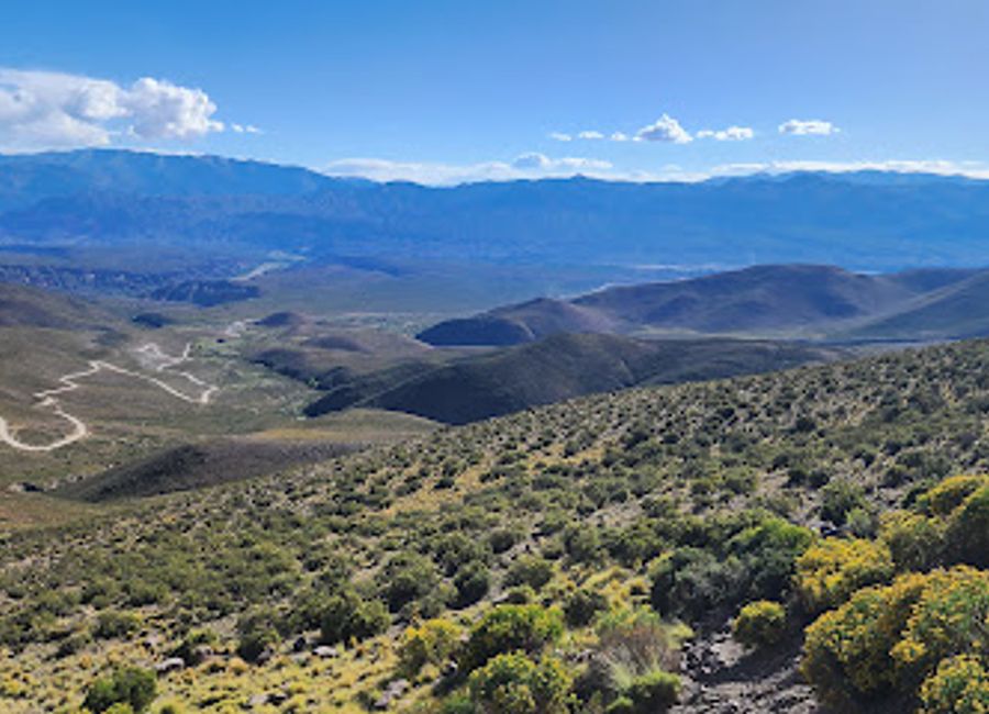 Experience the vibrant beauty of Argentina's 'Mountain of 14 Colors' from this easily accessible viewpoint in Jujuy Province. A geological masterpiece!