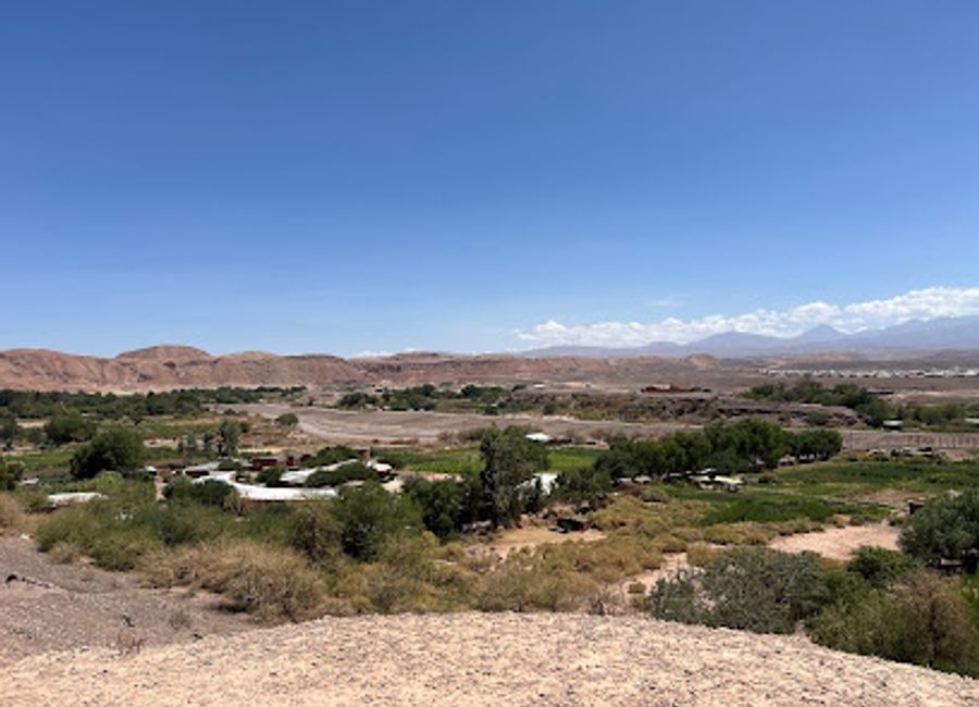 Experience the breathtaking views of the Atacama Desert at Mirador San Pedro, a must-visit attraction for nature lovers and adventure seekers.