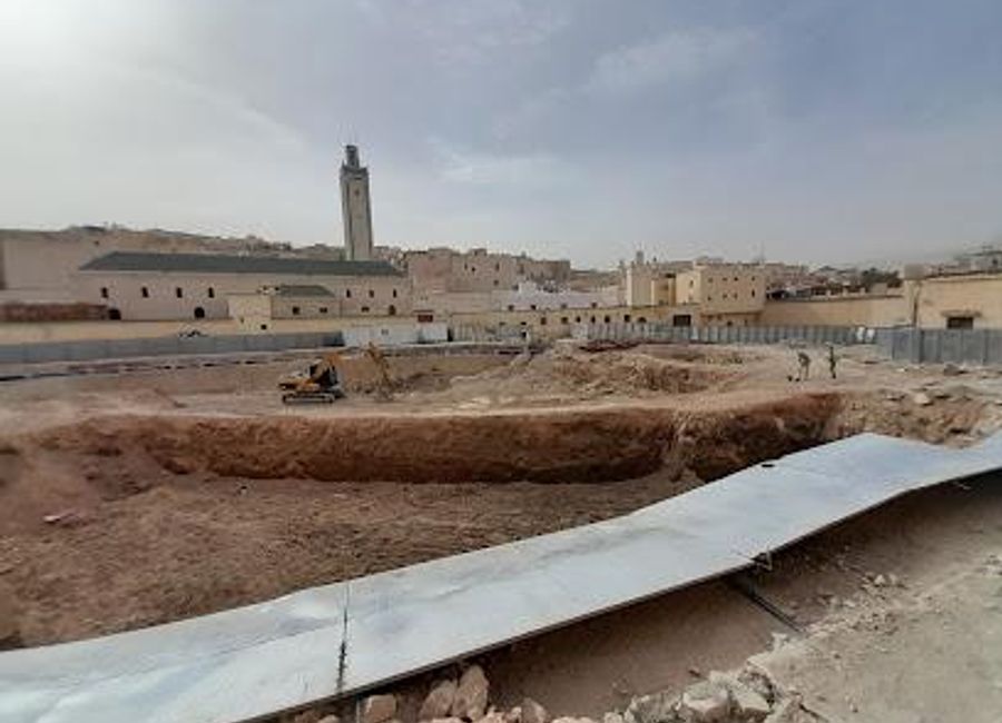 Explore the vibrant community of Place Rcif in Fes, a cultural hub full of local crafts, delicious cuisine, and rich traditions waiting to be discovered.