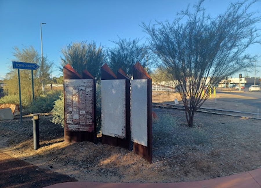 Discover the scenic beauty and cultural heritage of Australia at the Alice Springs Discovery Walkway, a must-visit tourist attraction in the Northern Territory.