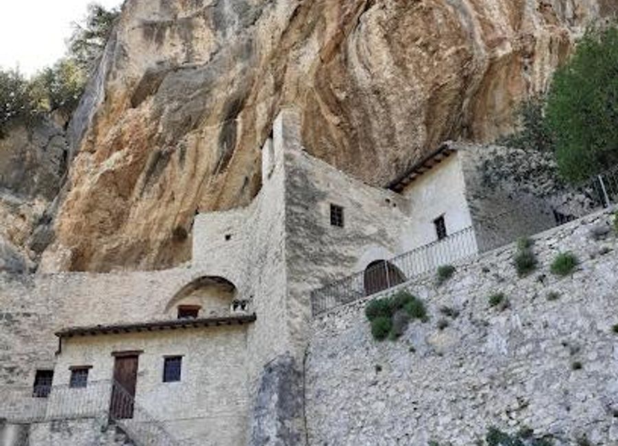 Discover the serene beauty and spiritual heritage of Eremo di Santa Maria Giacobbe, a hidden gem in the Umbrian hills.