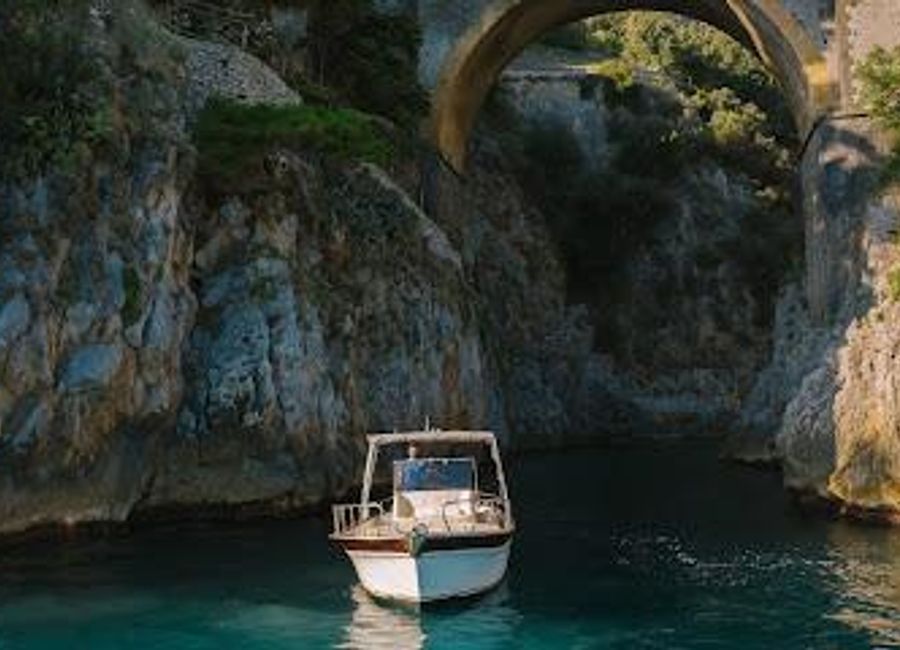 Explore the breathtaking Amalfi Coast with Amalfi Cruises, offering unforgettable boat tours and rentals for an extraordinary adventure on the water.