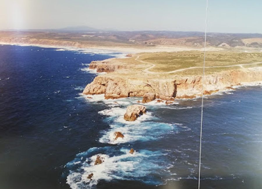 Explore the Museu do Mar e da Terra da Carrapateira, where the rich maritime and terrestrial heritage of the Algarve awaits your discovery.