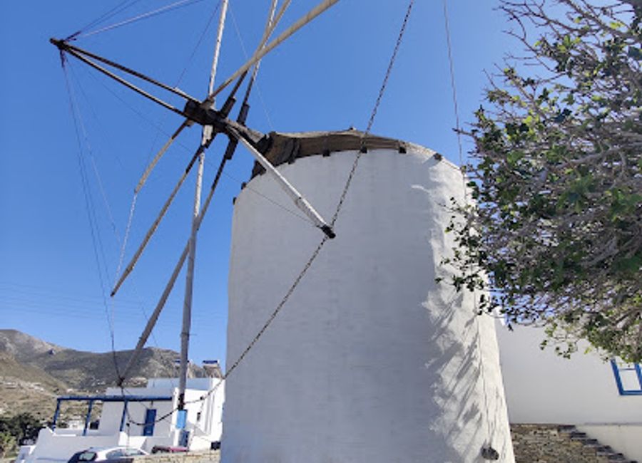 Explore the historic Windmill of Paros, a stunning landmark offering breathtaking views and a glimpse into the island's rich maritime heritage.