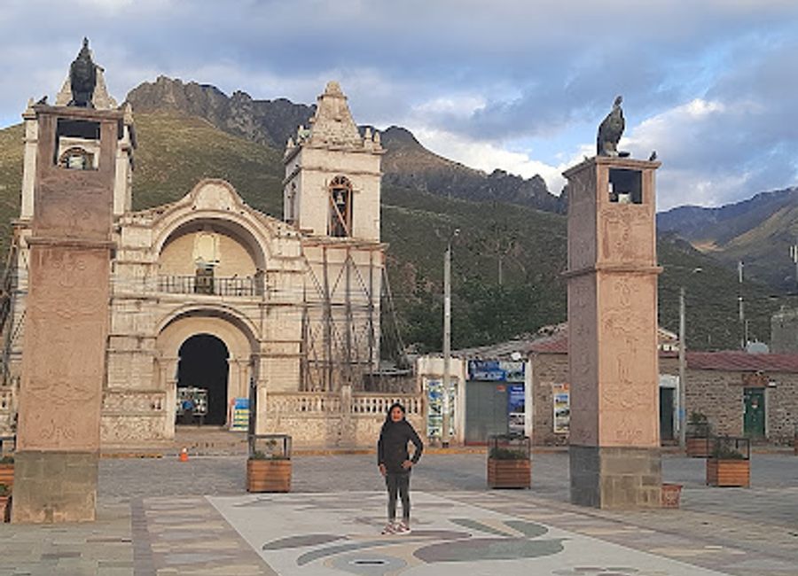 Discover the vibrant Plaza De Armas De Chivay, where culture, architecture, and stunning Andes scenery unite for an unforgettable experience.