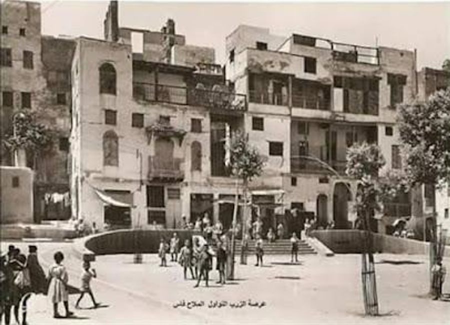 Explore the historic Mellah of Fes, a vibrant Jewish quarter rich in culture, history, and unique shopping experiences, perfect for any traveler.