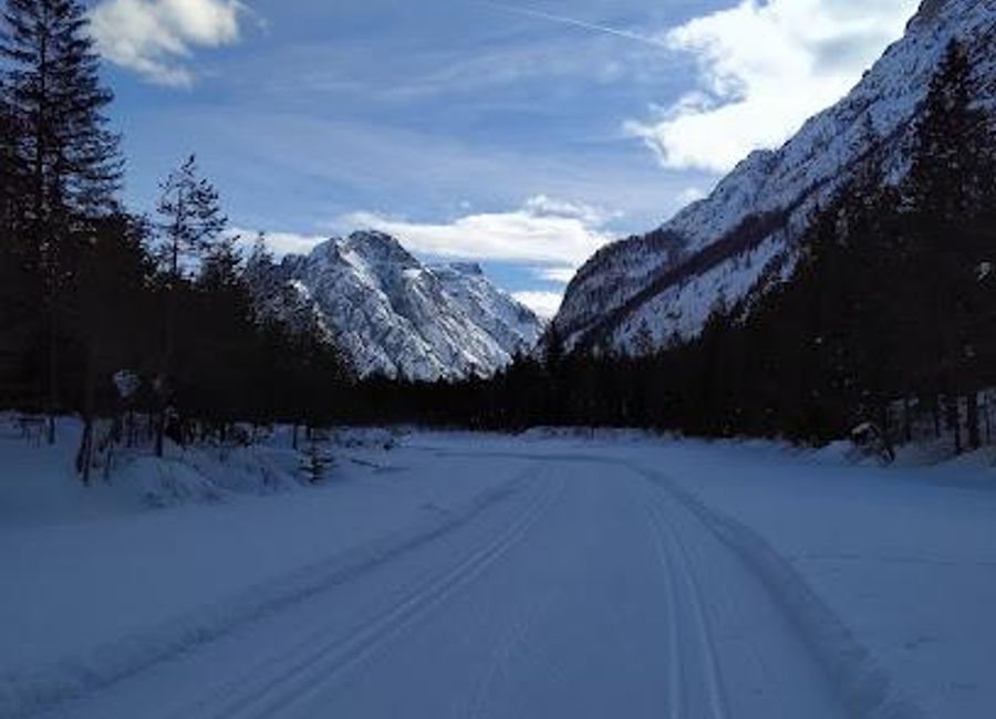 Explore Passo Cimabanche, a stunning mountain pass in the Dolomites, perfect for outdoor adventures, breathtaking views, and authentic Italian culture.