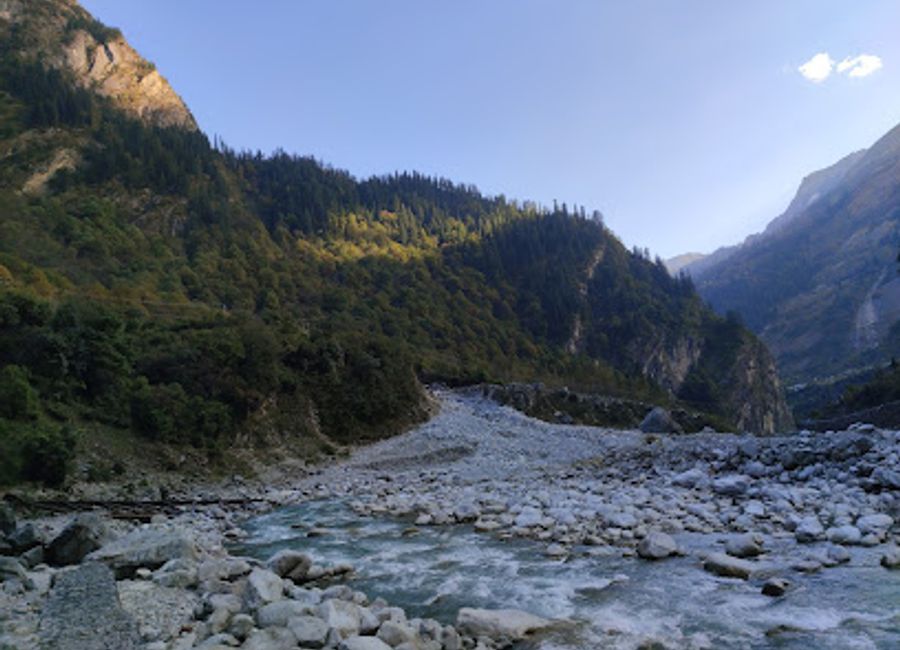 Discover the breathtaking vistas and tranquil ambiance at River View Point Bridge in Uttarakhand, a must-visit tourist attraction for nature lovers.
