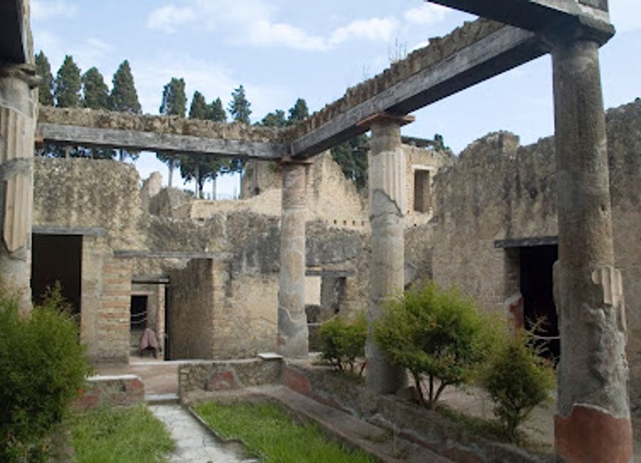 Discover the rich history of ancient Rome at the Casa dell'Atrio Corinzio in Ercolano, a museum showcasing exquisite architecture and artifacts.