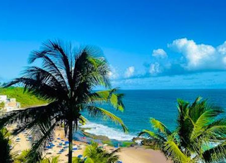 Experience the beauty and vibrant culture of Praia do Buracão, a must-visit beach in Salvador, Bahia, perfect for relaxation and fun.