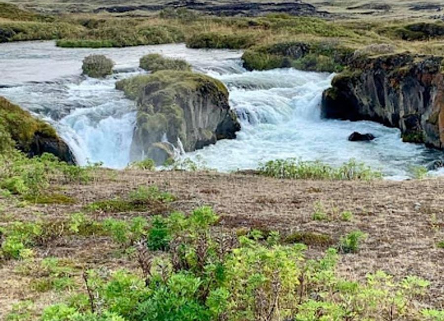 Discover the enchanting Æðarfossar waterfall, a hidden gem in Iceland showcasing nature's beauty and tranquility for an unforgettable experience.