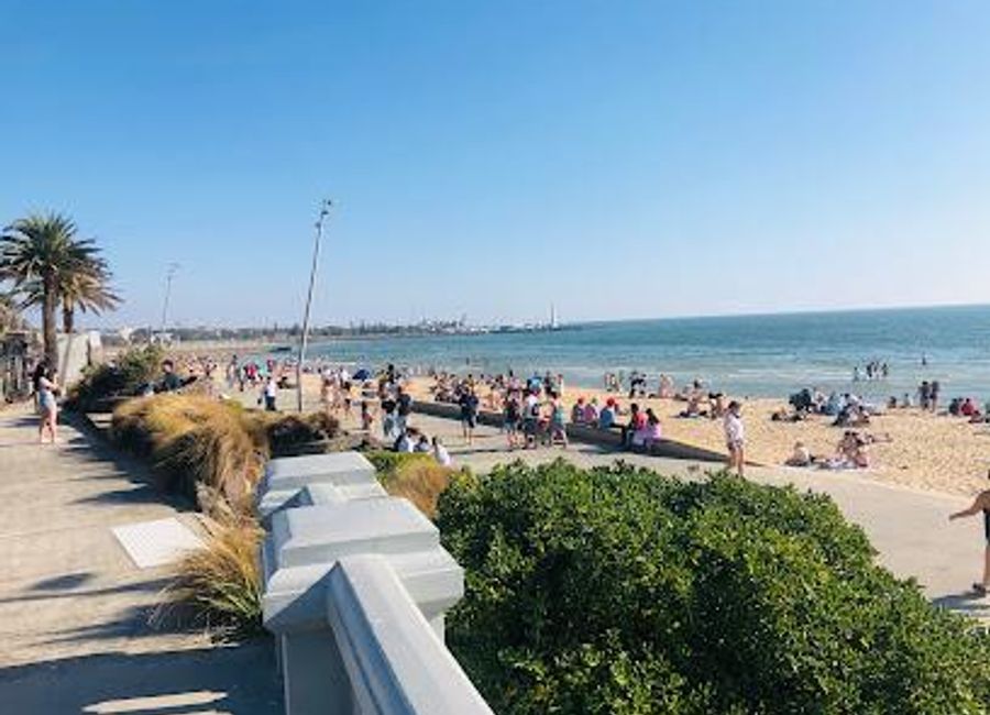 Discover the vibrant energy and stunning views of St Kilda Beach, a perfect blend of relaxation and adventure in Victoria, Australia.