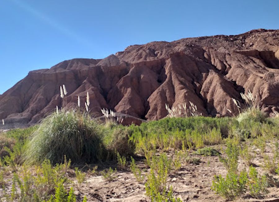 Explore the breathtaking El Tunel in San Pedro de Atacama, a stunning natural wonder showcasing unique geological formations and captivating landscapes.
