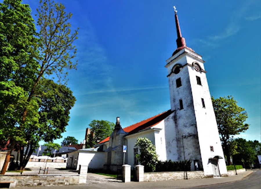 Explore the architectural beauty and tranquil atmosphere of Laurentiuse Kirik in Kuressaare, a historical church reflecting the rich heritage of Saare County.