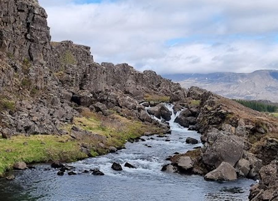 Explore Thingvallavatn Panorama: Iceland's Stunning Natural Lake and UNESCO World Heritage Site with breathtaking views and rich history.