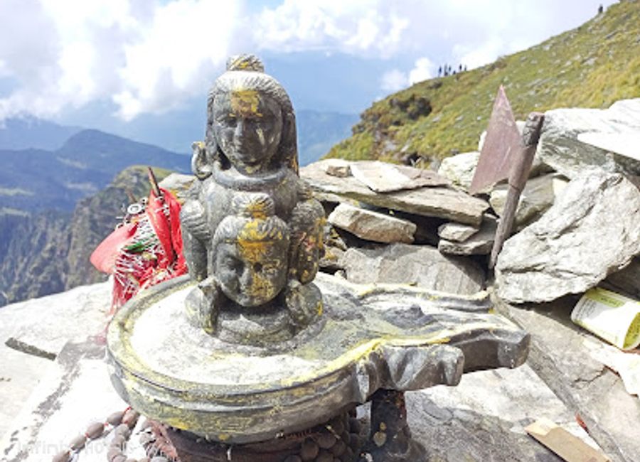 Discover Tungnath: The world's highest Shiva temple, offering a blend of spiritual serenity and breathtaking Himalayan trekking adventure.