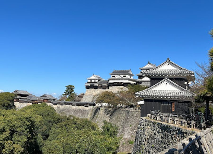 Experience the grandeur of Matsuyama Castle, a historic fortress showcasing Japan's rich heritage and stunning views of the Seto Inland Sea.
