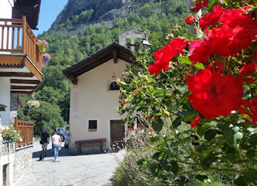 Discover the timeless beauty and historical significance of Pont d'Aël, an architectural marvel in the heart of Aosta Valley, Italy.