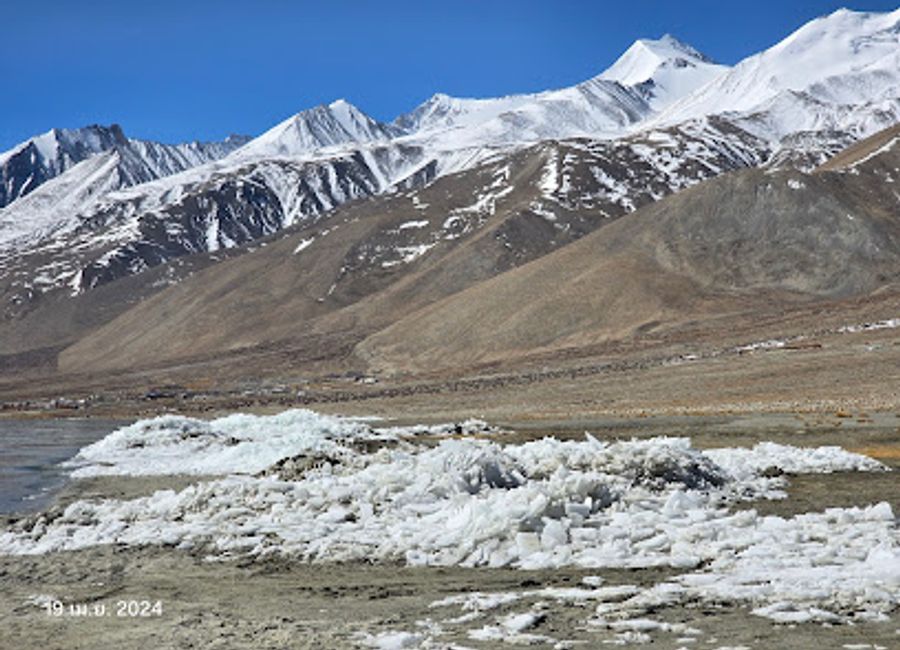 Experience the breathtaking beauty of Panggong Lake in Ladakh, a stunning high-altitude lake that captivates with its vibrant colors and serene landscapes.