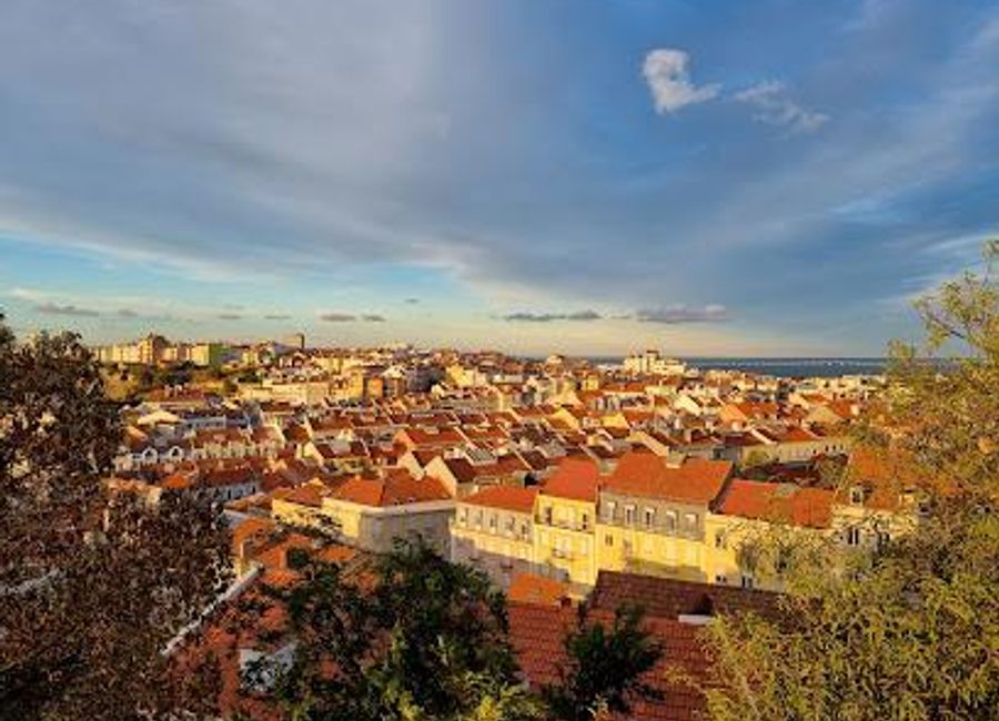 Discover the breathtaking views and tranquil atmosphere at Miradouro da Penha de França, a top scenic spot in Lisbon that promises unforgettable moments.