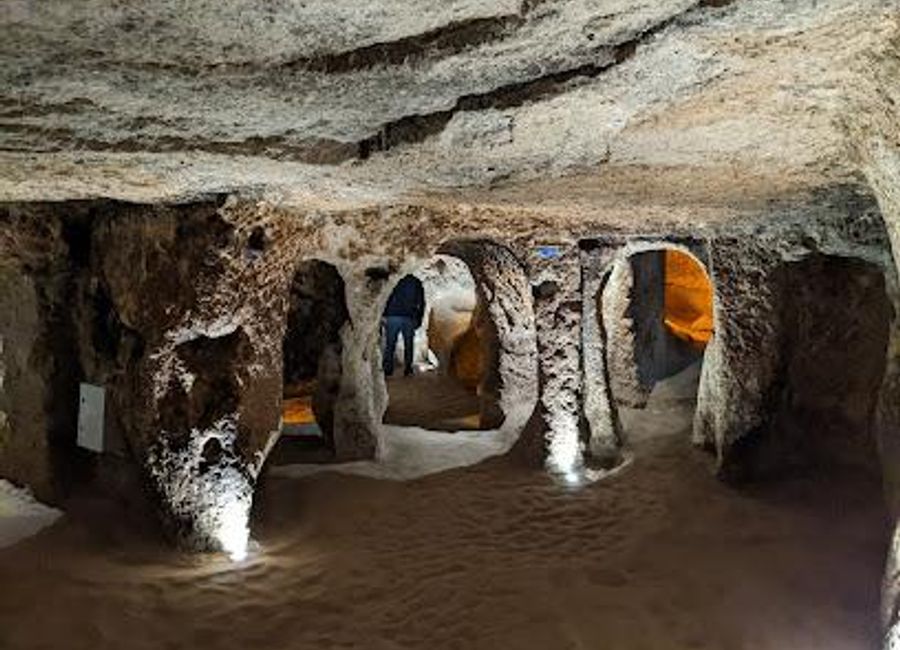 Discover Kaymakli Underground City, an ancient marvel in Cappadocia where history and adventure intertwine beneath the earth's surface.