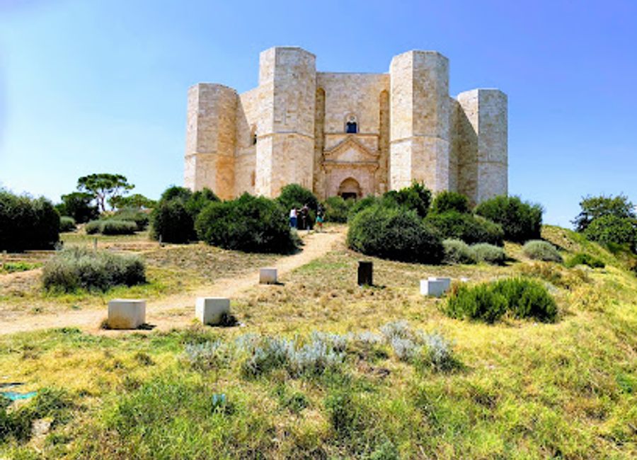 Explore the enchanting Alta Murgia National Park, where stunning landscapes and rich biodiversity await every traveler in the heart of Apulia.
