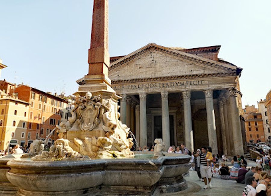 Explore the Pantheon in Rome, a stunning architectural marvel and historical landmark showcasing ancient Roman engineering and artistry.