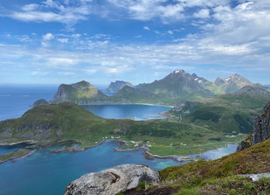 Explore Offersøykammen, an enchanting hiking area in Leknes, Norway, renowned for its breathtaking views and diverse trails for all outdoor enthusiasts.