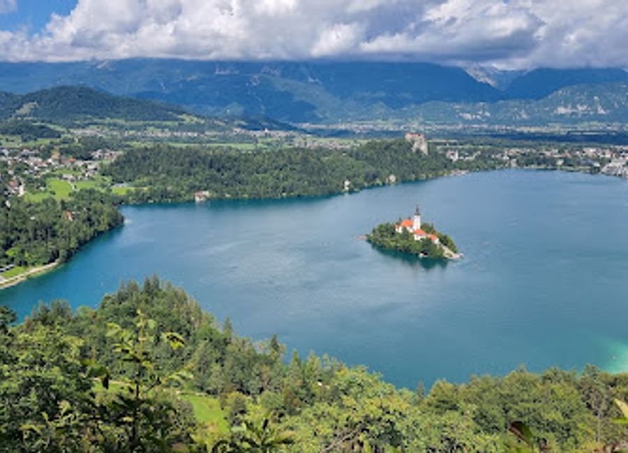 Experience the breathtaking views of Lake Bled from Mala Osojnica, a serene escape in Slovenia's stunning natural landscapes.