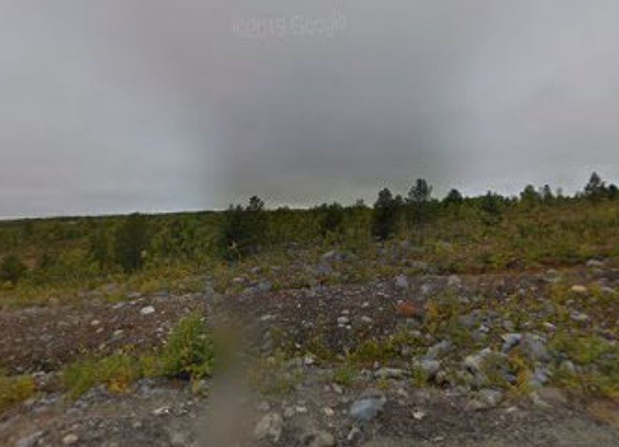 Explore the stunning vistas of Kvitstenberget, a scenic spot in Røros, Norway, perfect for nature lovers and photographers seeking breathtaking views.