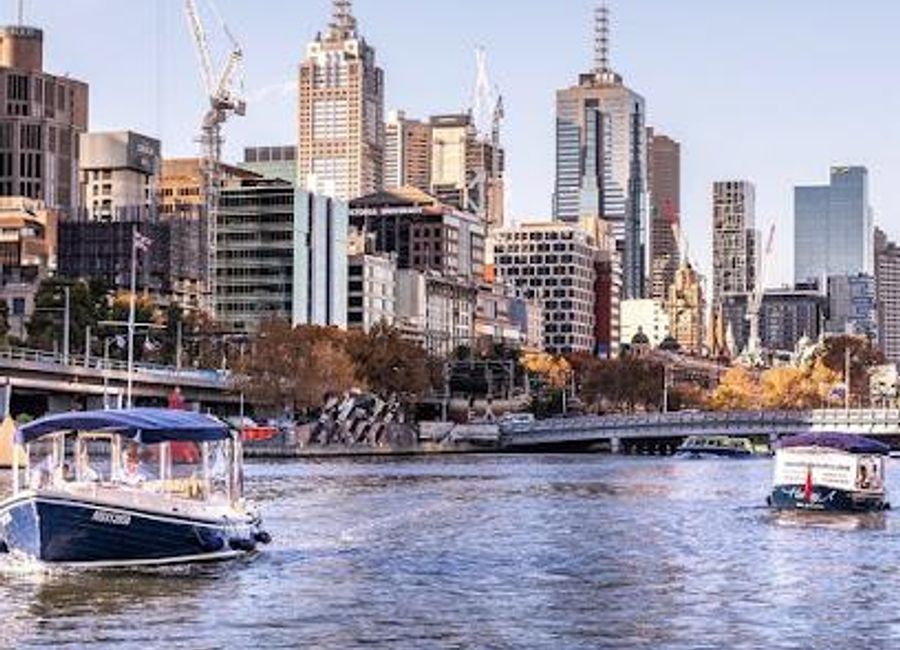 Discover the beauty of Melbourne from the water with Melbourne Boat Hire – your gateway to scenic Yarra River adventures.