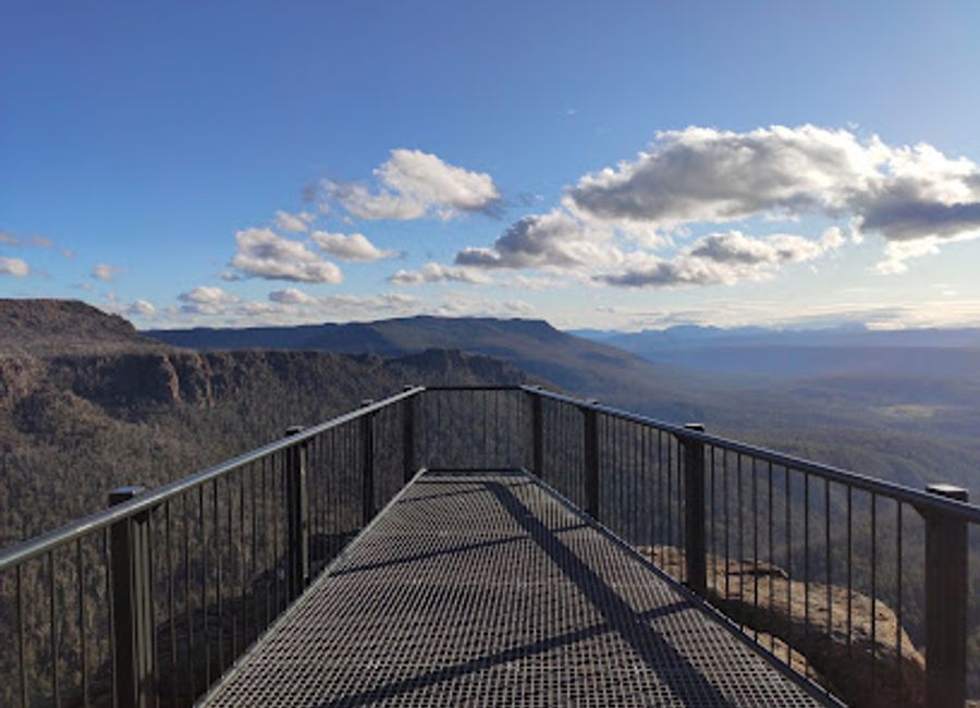 Experience the stunning panoramic views at Devil's Gullet Lookout, a must-see destination for nature lovers in Tasmania's Central Plateau.