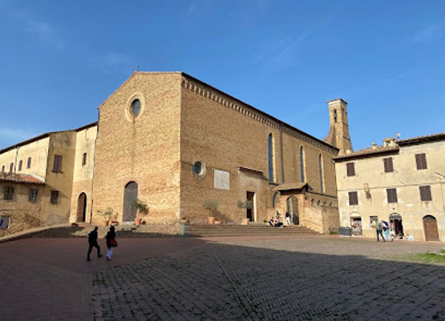 Experience the enchanting Piazza Sant'Agostino in San Gimignano, a captivating square steeped in history and stunning medieval architecture.