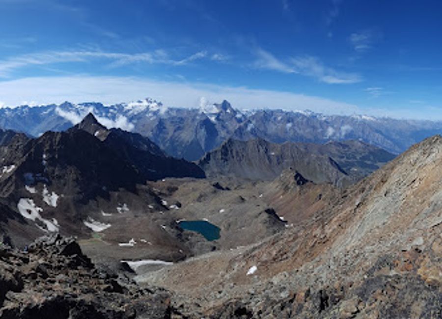 Discover the stunning beauty and thrilling adventures that await at Mount Emilius in the heart of the Aosta Valley, Italy.