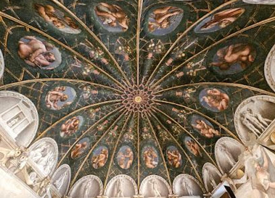 Discover the artistic heritage of Parma at Camera di San Paolo e Cella di Santa Caterina, a museum rich in history and breathtaking art.