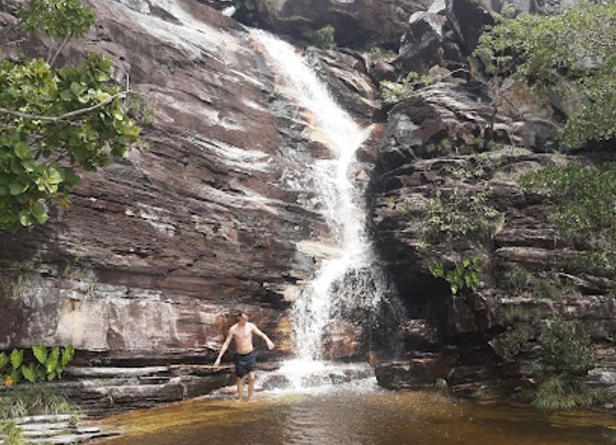 Experience breathtaking panoramic views and serene sunsets at Mirante da Estrela in Alto Paraíso de Goiás.