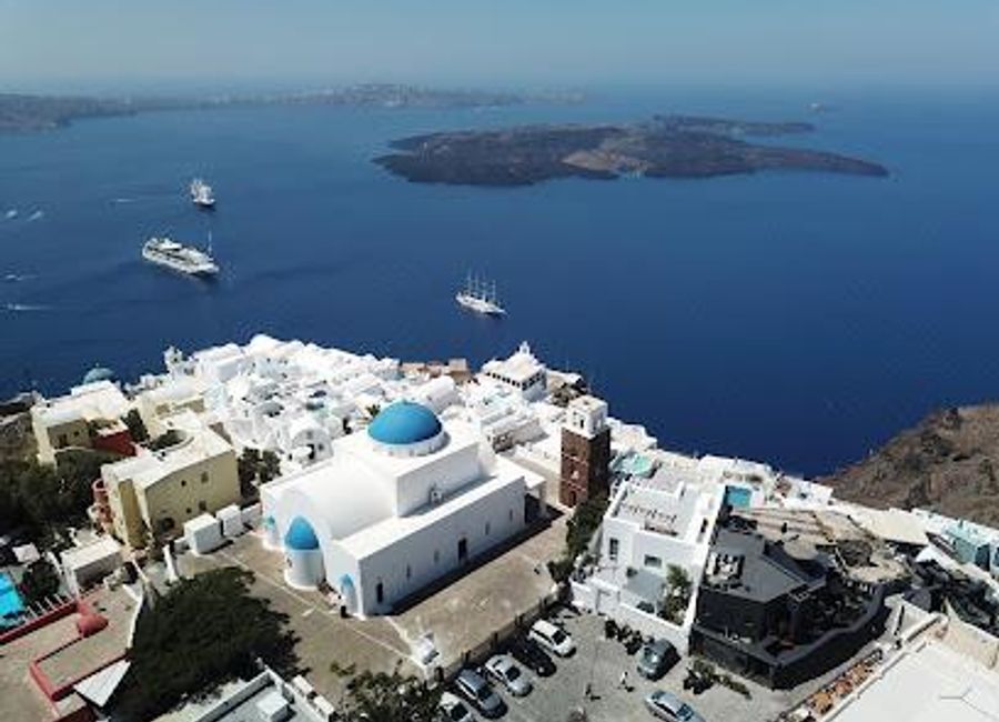 Discover the enchanting beauty of Imerovigli, Santorini, where stunning sunsets, breathtaking views, and charming architecture await every traveler.