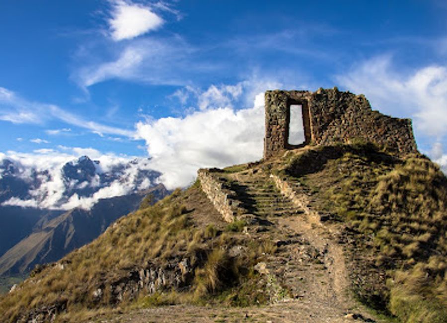 Discover the breathtaking views and rich history of Inti Punku, the Sun Gate to Machu Picchu, a must-see for every traveler in Peru.